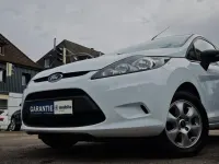Gebraucht Ford Fiesta 82 PS (60 kW) 2011 Weiß Van / Kleinbus