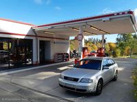 Usado Audi A6 110 HP (80 kW) 1999 Prateado Carrinha