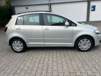 Gebraucht VW Golf VI Comfortline 105 PS (77 kW) 2010 Gold Kleinwagen