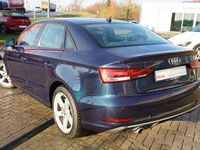 Gebraucht Audi A3 Sport 116 PS (85 kW) 2018 Blau Limousine