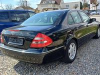 Gebraucht Mercedes E240 177 PS (130 kW) 2002 Melanitschwarz Limousine