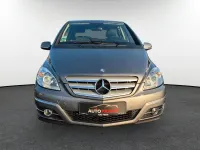Gebraucht Mercedes B180 116 PS (85 kW) 2011 Grau Kleinwagen