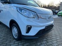 Neu Maxus eDeliver 3 89 kW (122 PS) 2025 Warm white Van