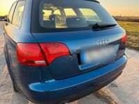 Gebraucht Audi A4 140 PS (102 kW) 2006 Blau Kombi