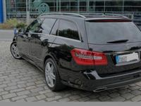 Gebraucht Mercedes E350 272 PS (200 kW) 2010 Schwarz Kombi