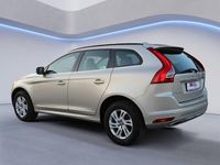 Gebraucht Volvo XC60 Momentum 190 PS (139 kW) 2017 Beige SUV