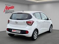 Gebraucht Hyundai i10 Trend 67 PS (49 kW) 2017 Weiss Kleinwagen