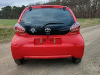 Gebraucht Toyota Aygo 68 PS (50 kW) 2009 Rot Kleinwagen