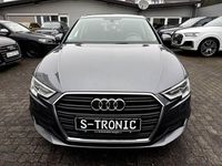 Gebraucht Audi A3 Sport 150 PS (110 kW) 2018 Grau Limousine