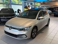 Gebraucht VW Golf VIII Move 110 PS (80 kW) 2024 Ivory silver metallic Limousine
