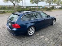 Second-hand BMW 325 204 CP (150 kW) 2010 Albastru Break