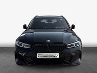 Gebraucht BMW 318 Performance 156 PS (114 kW) 2024 Saphirschwarz metallic Kombi