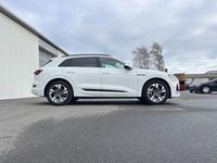 Używany Audi e-tron S-Line 300 kW (408 KM) 2022 Biały SUV