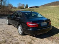 Gebraucht Mercedes E200 Avantgarde 184 PS (135 kW) 2009 Schwarz Limousine