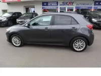 Gebraucht Kia Rio DREAM-TEAM Edition 84 PS (61 kW) 2018 Grau Limousine