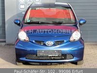 Gebraucht Toyota Aygo 68 PS (50 kW) 2007 Blau Kleinwagen