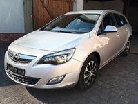Gebraucht Opel Astra Sport 140 PS (102 kW) 2011 Silber Kombi