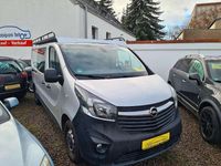 Gebraucht Opel Vivaro 121 PS (88 kW) 2017 Silbermetallic Van / Kleinbus