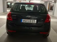 Gebraucht Kia Ceed 90 PS (66 kW) 2012 Schwarz Kleinwagen