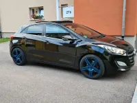 Gebraucht Hyundai i30 Premium 110 PS (80 kW) 2017 Schwarz Limousine