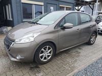 Gebraucht Peugeot 208 Active 95 PS (69 kW) 2012 Lackierung mit schutzlack Kleinwagen