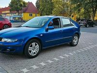 Usata Seat Leon 105 CV (77 kW) 2000 Blu Utilitaria