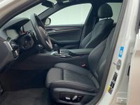 Gebraucht BMW 530e Shadowline 292 PS (214 kW) 2024 Alpinweiss 3 Kombi