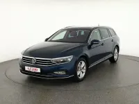 Gebraucht VW Passat Elegance 190 PS (139 kW) 2021 Aquamarinblau metallic (metallic) Kombi