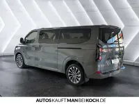 Neu Ford Tourneo Titanium 170 PS (125 kW) 2025 Rot Van / Kleinbus