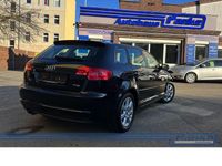 Gebraucht Audi A3 Ambiente 125 PS (91 kW) 2012 Phantomschwarz Limousine
