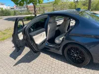Second-hand BMW 520 194 CP (142 kW) 2015 Albastru Berlinǎ