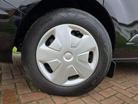 Gebraucht Ford Transit Custom Trend 131 PS (96 kW) 2021 Obsidianschwarz metallic Limousine