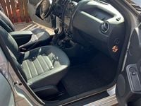 Second-hand Dacia Duster 125 CP (91 kW) 2014 Argintiu SUV