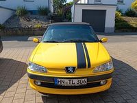 Gebraucht Peugeot 306 Cabriolet 98 PS (72 kW) 2001 Gelb Cabrio
