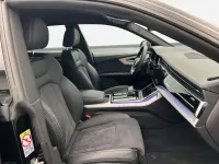 Gebraucht Audi Q8 Ambiente 286 PS (210 kW) 2023 Mythosschwarz metallic SUV