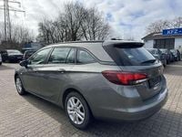 Gebraucht Opel Astra Basis 122 PS (89 kW) 2020 Grau Kombi