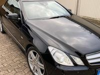 Gebraucht Mercedes E200 AMG 184 PS (135 kW) 2011 Schwarz Cabrio