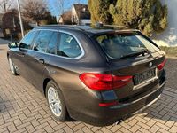 Gebraucht BMW 520 190 PS (139 kW) 2017 Braun Kombi