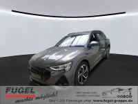 Gebraucht Audi e-tron S-Line 230 kW (313 PS) 2022 Daytonagrau perleffekt SUV