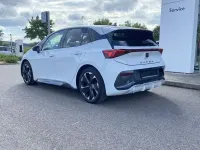 Second-hand Cupra Born e-Boost 169 kW (231 CP) 2025 Alb Hatchback