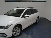 Gebraucht VW Golf VIII Life 150 PS (110 kW) 2024 Weiß Kombi