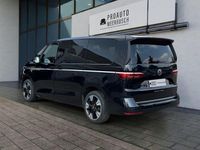 Second-hand VW Multivan Style 150 CP (110 kW) 2023 Negru Monovolum