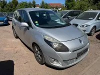 Gebraucht Renault Scénic III Dynamique 150 PS (110 kW) 2010 Silber Van / Kleinbus