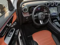 Gebraucht Mercedes GLC450 AMG 367 PS (269 kW) 2024 Manufaktur lack manufaktur opali SUV