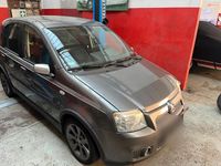 Gebraucht Fiat Panda 100 PS (73 kW) 2007 Grau Kleinwagen