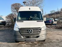 Gebraucht Mercedes Sprinter 170 PS (125 kW) 2025 Weiß Van