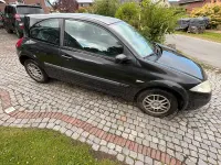 Gebraucht Renault Mégane 98 PS (72 kW) 2005 Schwarz Kleinwagen