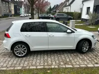 Gebraucht VW Golf VII 105 PS (77 kW) 2015 Weiß Limousine