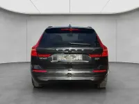 Gebraucht Volvo XC60 Core 250 PS (183 kW) 2024 Onyx black metallic SUV