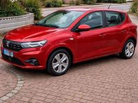 Gebraucht Dacia Sandero Comfort 101 PS (74 kW) 2021 Rot Limousine